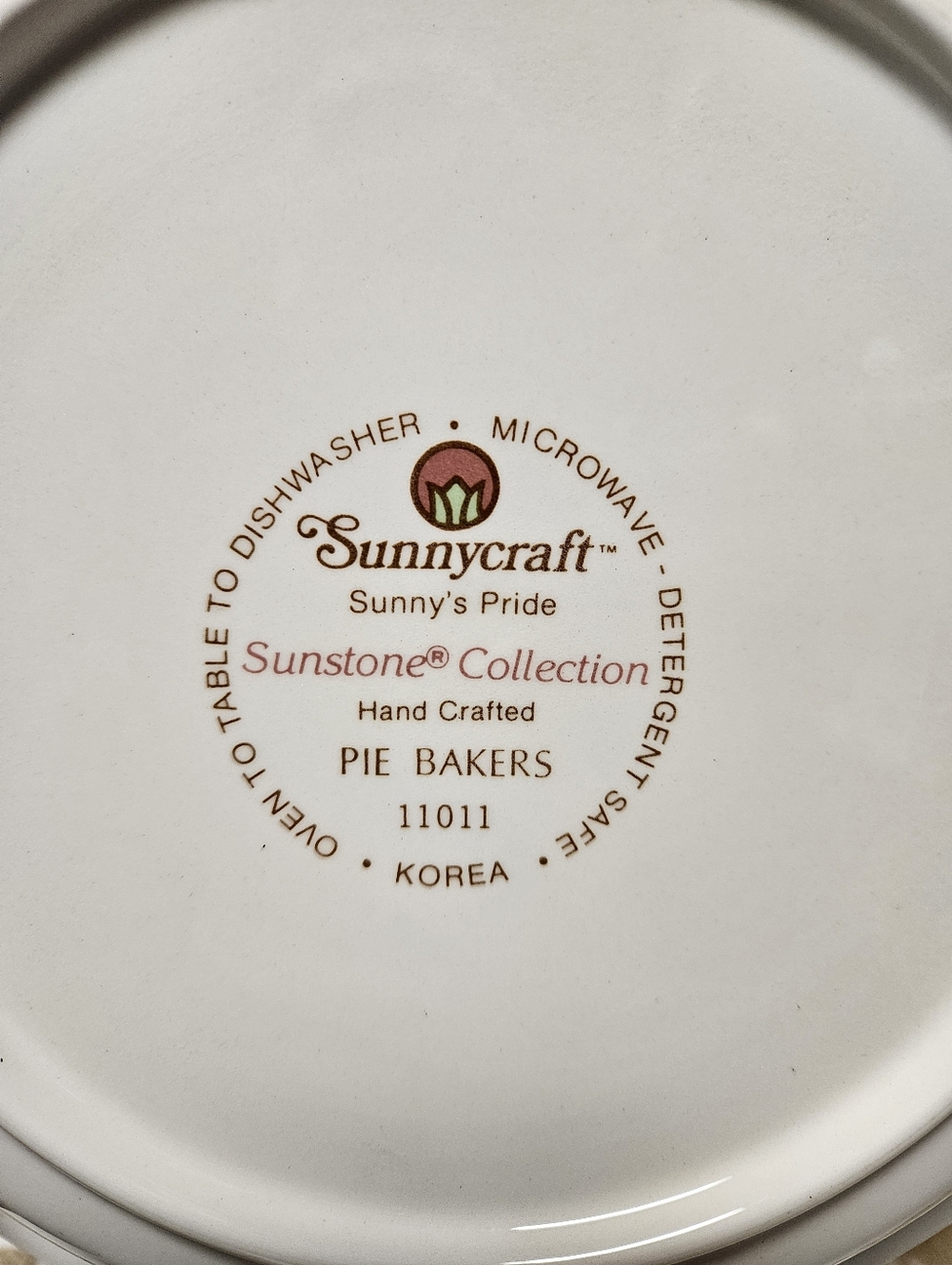 Sunnycraft Sunstone Collection Pie Dish Bakers Apple Pie Recipe Plate 11" #11011 - Picture 4 of 4